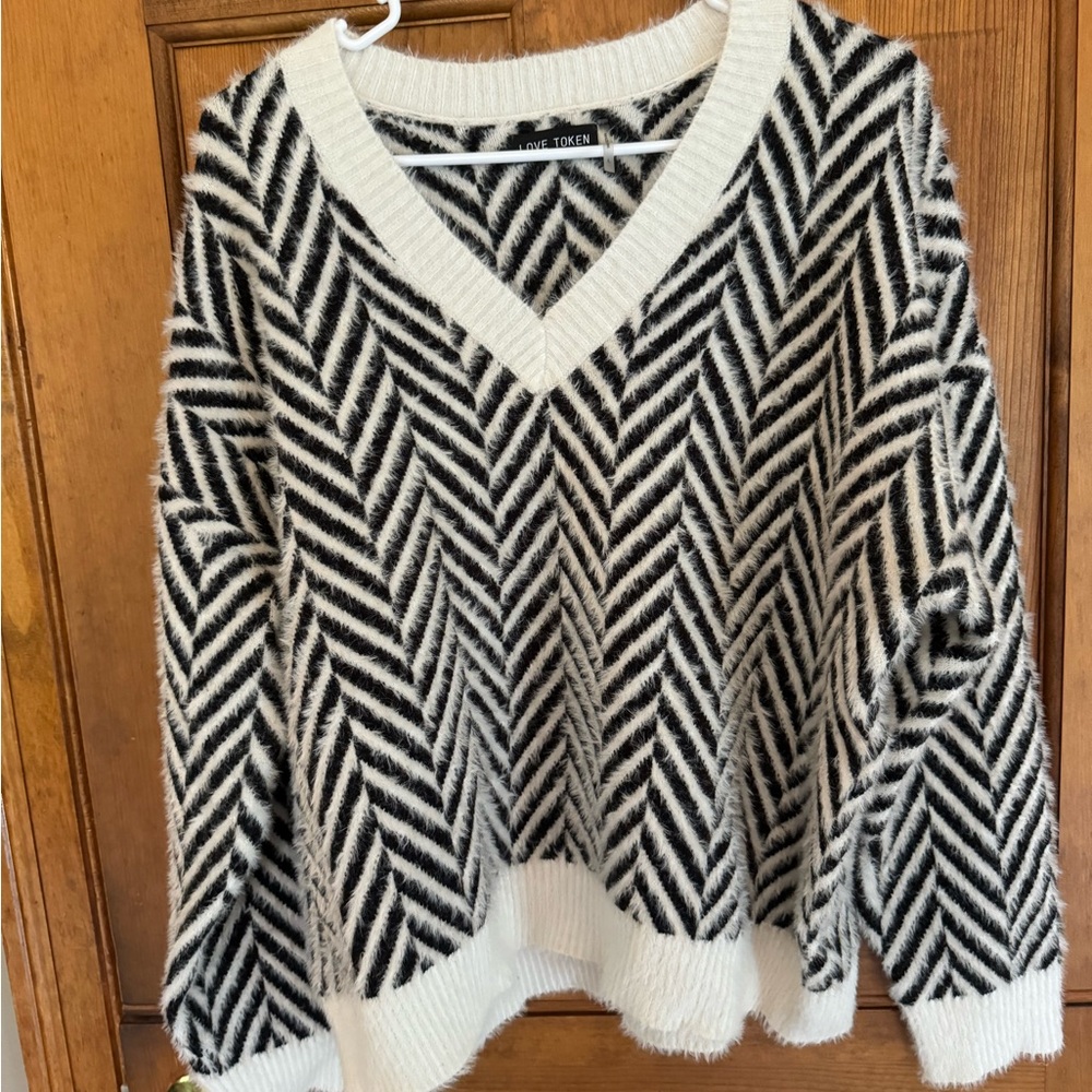 Love Token soft sweater